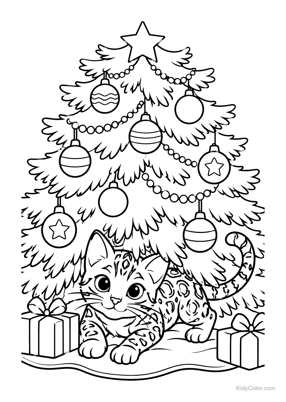 Gato Bengal sob uma árvore de Natal com enfeites e presentes.
