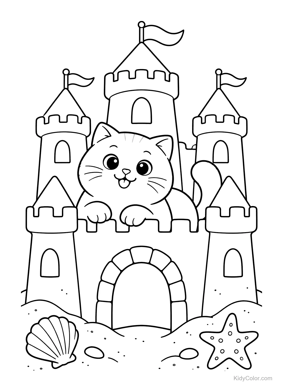 Britisch Kurzhaar-Katze in einer Sandburg mit Muscheln und Seestern.